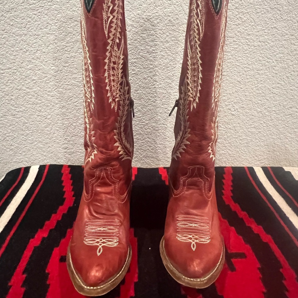 Corral Red and White Embroidered Heeled Boots